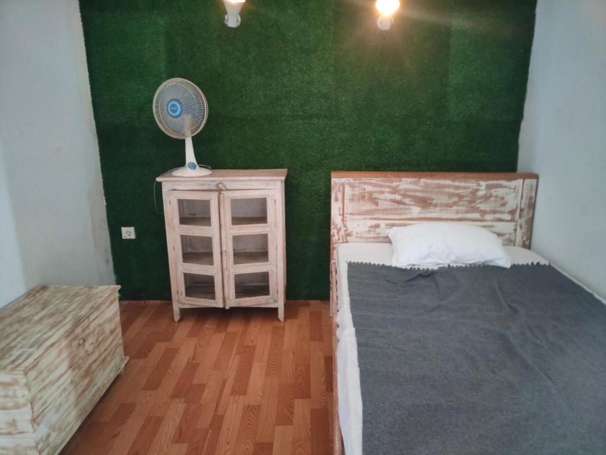 Hostel The Masceti Lebih Zewnętrze zdjęcie