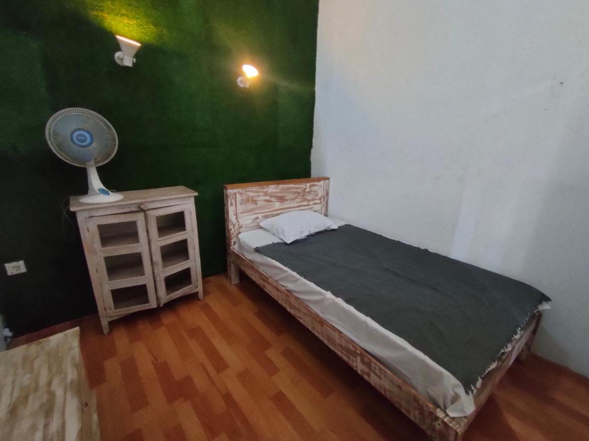 Hostel The Masceti Lebih Zewnętrze zdjęcie