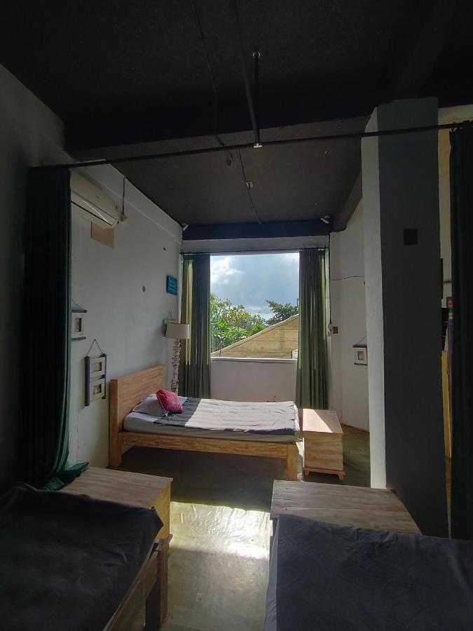 Hostel The Masceti Lebih Zewnętrze zdjęcie